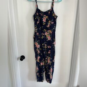Cute women's Old Navy romper w/ pockets size small